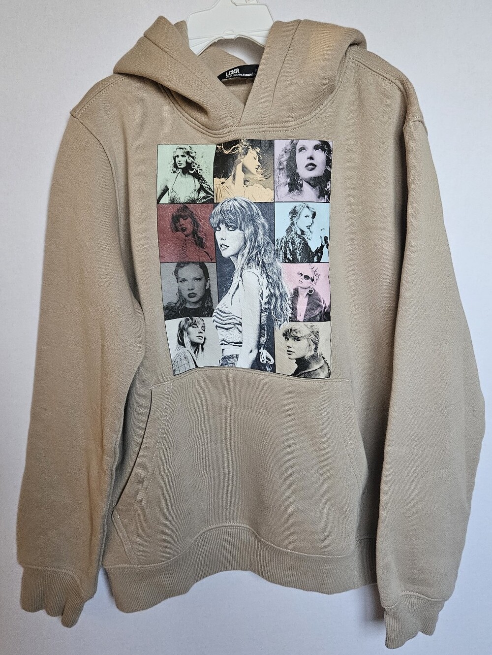 Taylor Swift Photo Collage Graphic Kids Hoodie Beige Tan Youth Size M